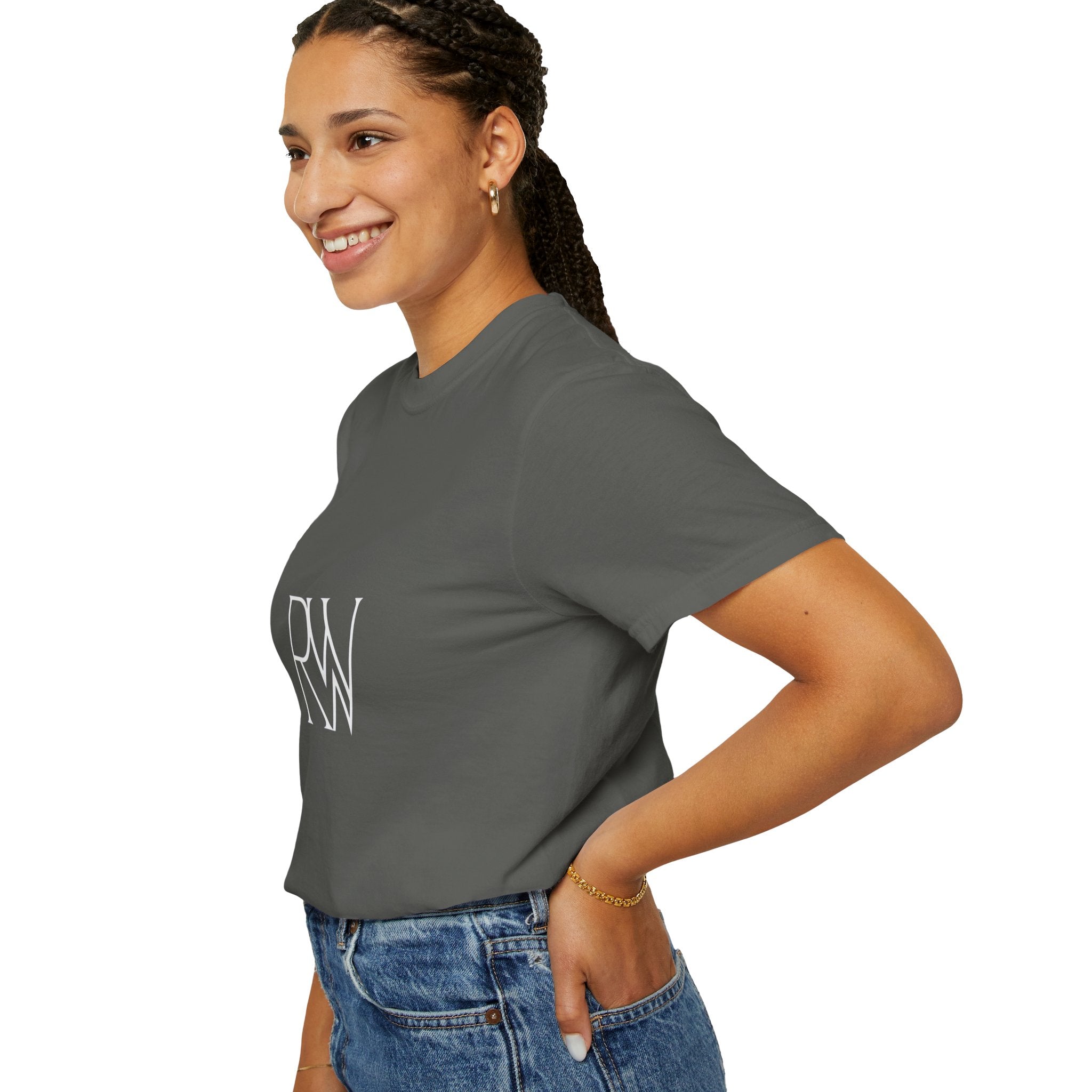 Unisex Garment-Dyed T-shirt with Elegant
