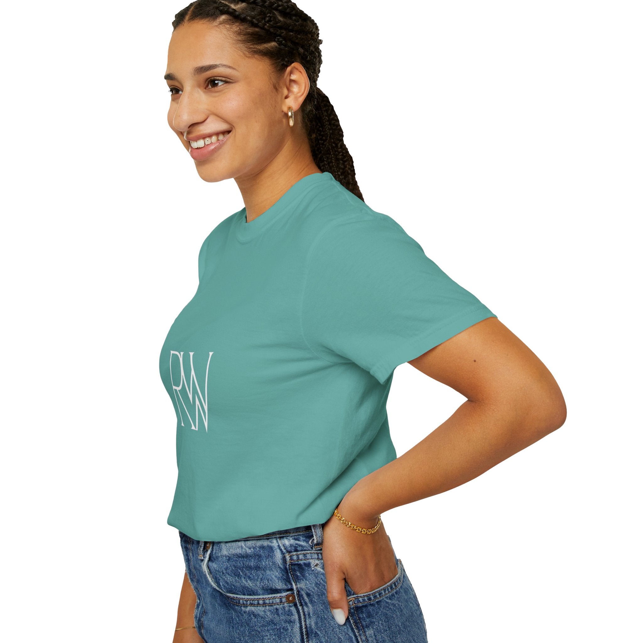 Unisex Garment-Dyed T-shirt with Elegant