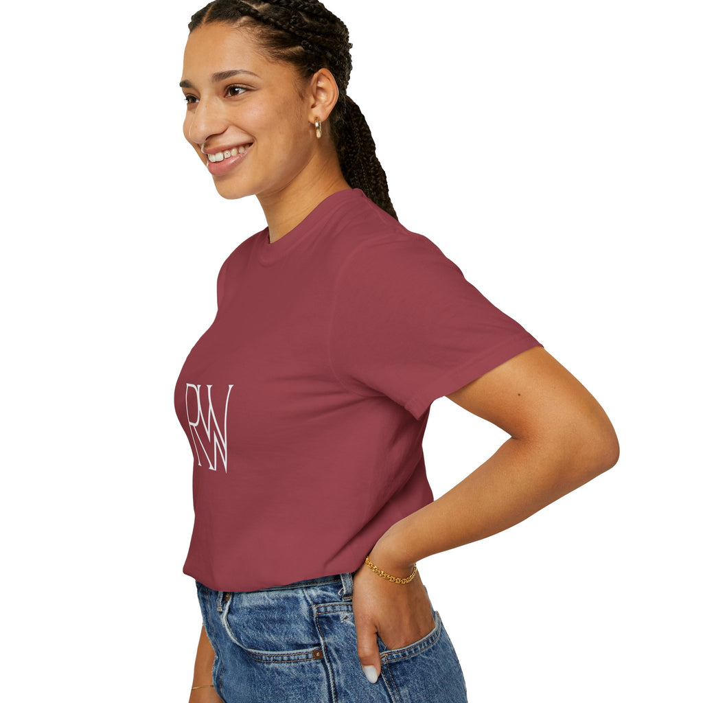 Unisex Garment-Dyed T-shirt with Elegant